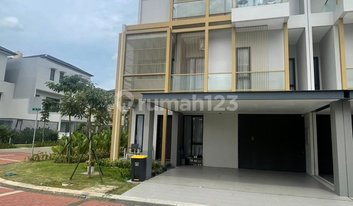 Rumah Hook Furnish Cluster Aerra Eonna BSD 190m 5+1KT View Taman Rumah Hook Furnish Cluster Aerra Eonna BSD 190m 5+1KT View Taman