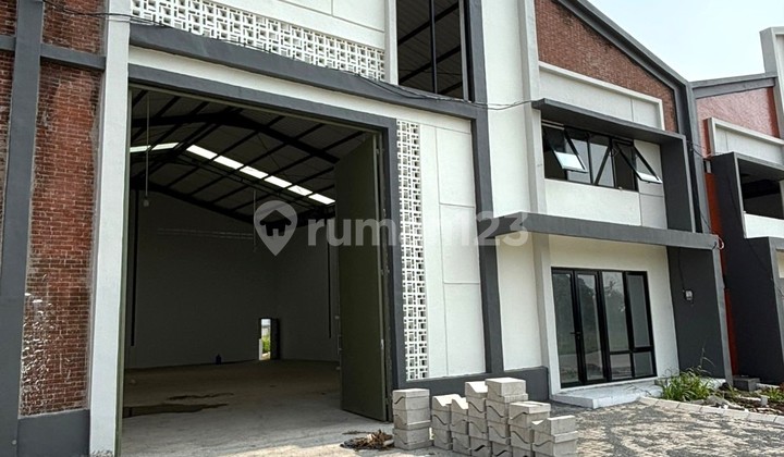Dijual Gudang Laksana Business Park 15x40 Strategis Siap Pakai