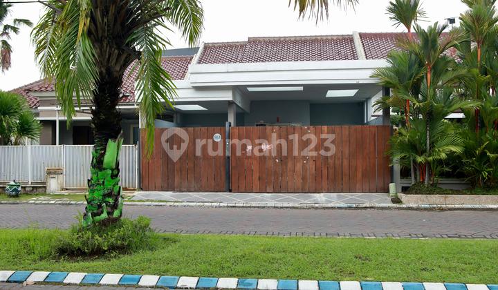 Perumahan Jalan Raya Kuta Puri Mas Gunung Anyar Surabaya