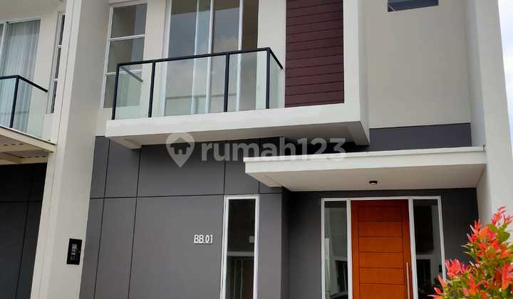 Harga bisa Nego Rumah 2 Lantai di Central Park Juanda