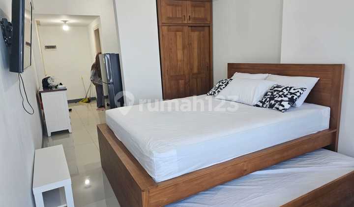 Benson Tower Studio Superior Fully Furnished Apartment in West Surabaya 2