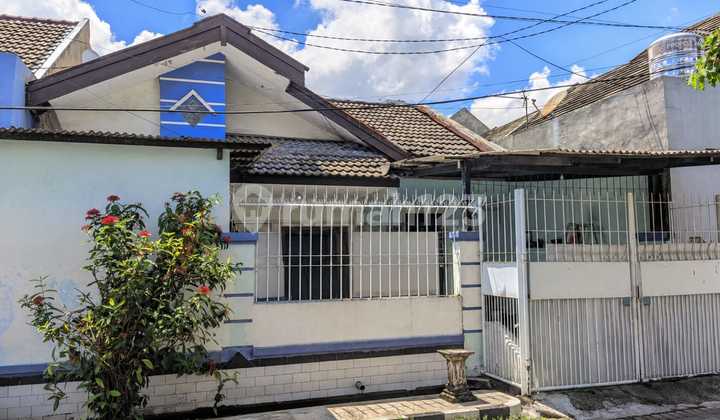 Under Market Price, Negotiable Until Deal – Strategic House in Babatan Mukti, Surabaya Under Market Price, Negotiable Until Deal – Strategic House in Babatan Mukti, Surabaya