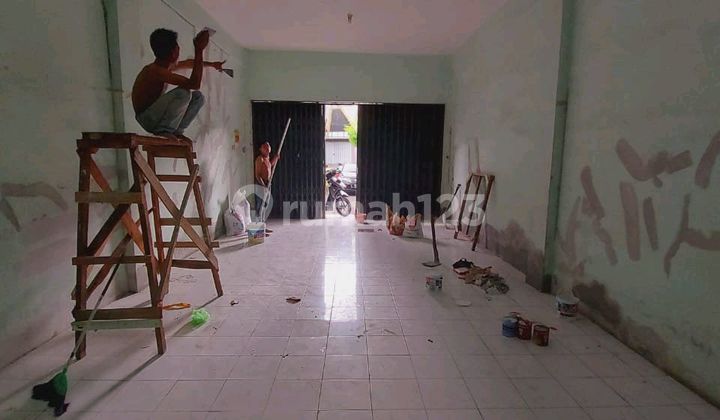 Ruko Pengampon Square B No.3 Surabaya Ruko Pengampon Square B No.3 Surabaya