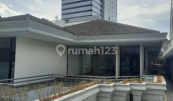 Rumah Strategis Pusat Kota Jalan Bengawan, Darmo, Surabaya 2