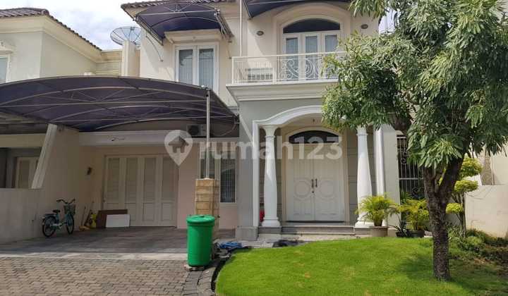 Beautiful 2-Story House in Bukit Mas Tourism Palais Du Luxembourg West Surabaya