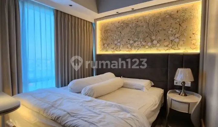 LARIZ MANSION PRIVATE LIFT FULLY FURNISHED LUXURY LOW FLOOR