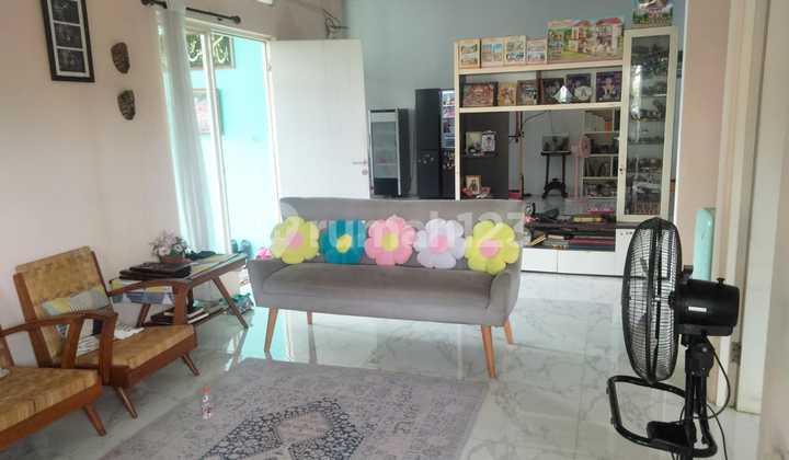 Rumah Tosca Unik Di Puri Surya Jaya Cluster Valencia Spring Sidoarjo 2