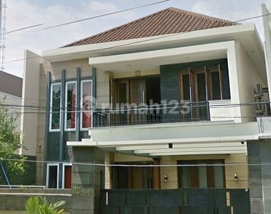 Dijual Rumah 2 Lantai Lokasi Strategis bisa Nego di Galaxy Bumi Permai Surabaya