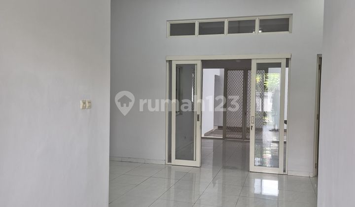 Rumah Strategis Graha Santoso Regency Rungkut Surabaya 2