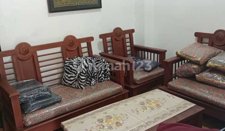 2-Storey House in a Strategic Location at Klegen Colomadu Karanganyar 2