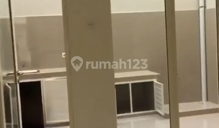 Disewakan Grand Pakuwon semi furnish 2