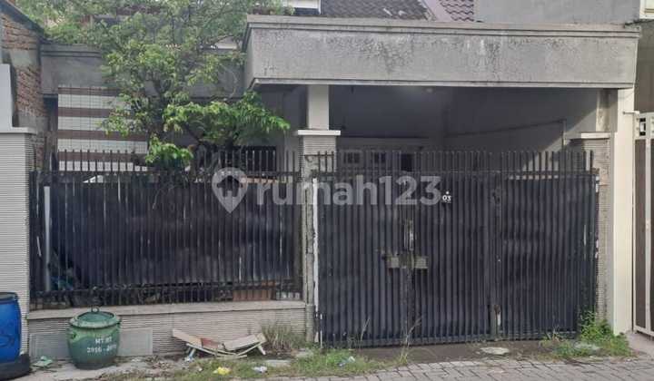 Affordable 1-Story House with Strategic Location in Wonorejo Selatan Baru, Surabaya