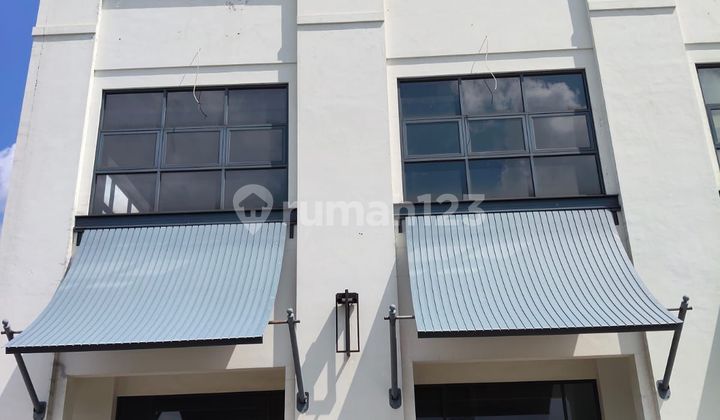 Cheap and Negotiable Rent for 2-Story Shop in Royal Residence 2