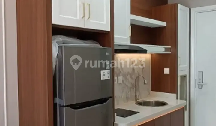 Langka disewakan apartemen vertu connect ciputra world 2