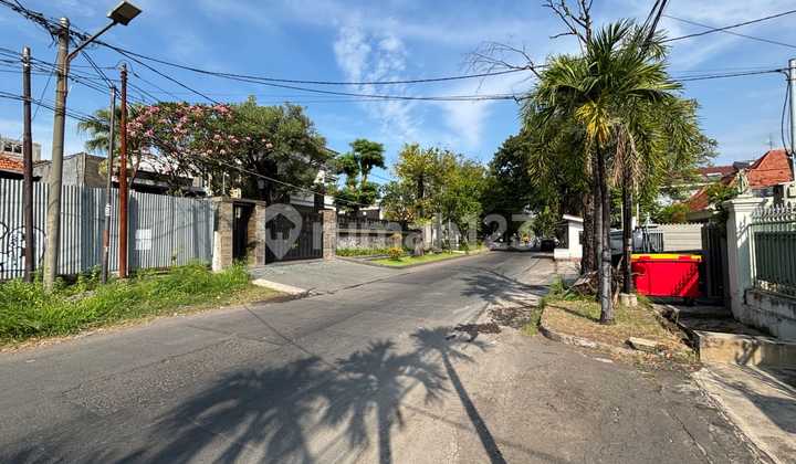 Rumah dan Bangunan di Pusat Kota Tegalsari Surabaya 2