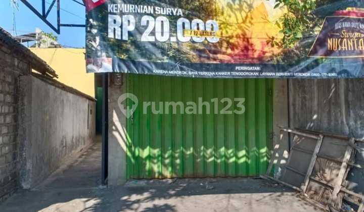 Shop Near Industrial Area Suitable for Business in Manyar Gresik