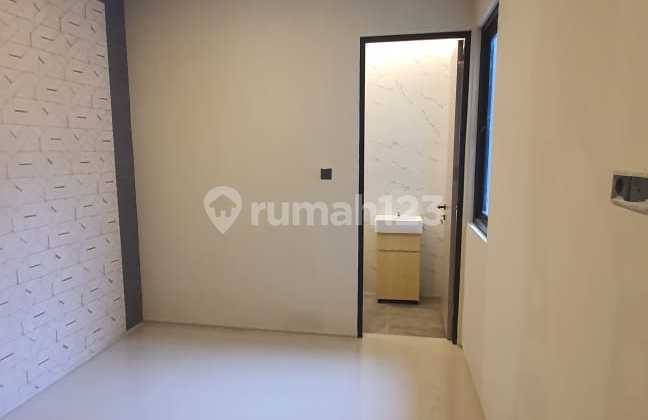 Miliki Rumah Bukit Palma New Gress Modern Minimalis Citraland Surabaya 2