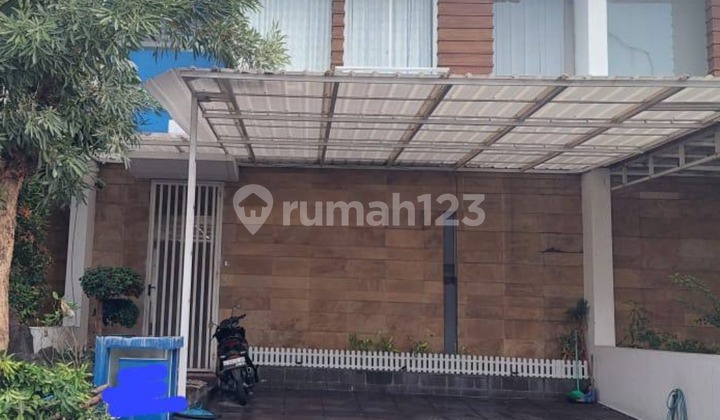 Rumah 2 Lantai Dengan Lokasi Strategis Royal Residence Wiyung Surabaya Rumah 2 Lantai Dengan Lokasi Strategis Royal Residence Wiyung Surabaya