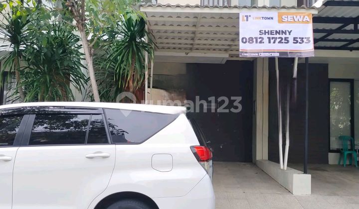 Perumahan Modern Northwest Lake Citraland Utara Surabaya 1