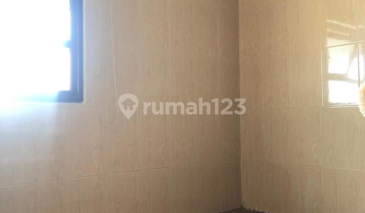 Rumah Asri Dan Strategis Di Gunung Anyar Surabaya 2