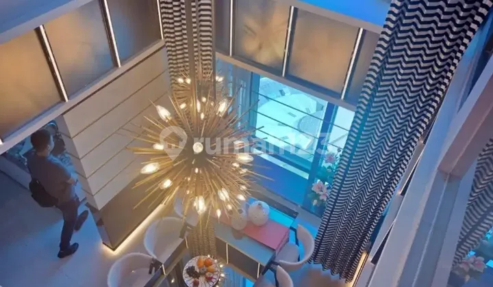 Dijual penthouse lariz tipe loft connect pakuwon mall 1