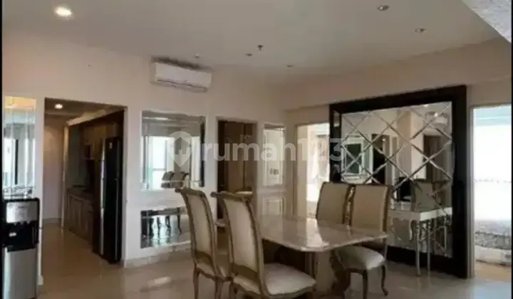 THE PEAK RESIDENCE Connecting TP5 Private Lift THE PEAK RESIDENCE Connecting TP5 Private Lift