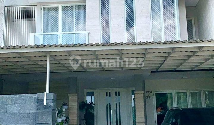 Rumah Semi Furnished Fullerton Citraland Lakarsantri Surabaya 1
