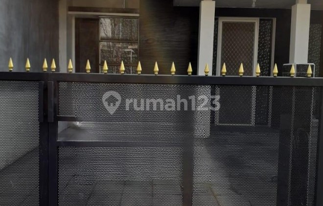 Rumah Modern Citra Harmoni Sidoarjo Rumah Modern Citra Harmoni Sidoarjo