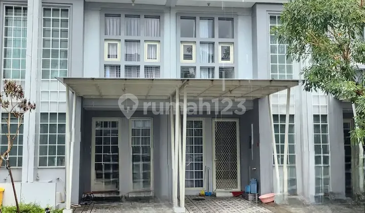 Murah dijual grand pakuwon queensland sudah renov Murah dijual grand pakuwon queensland sudah renov
