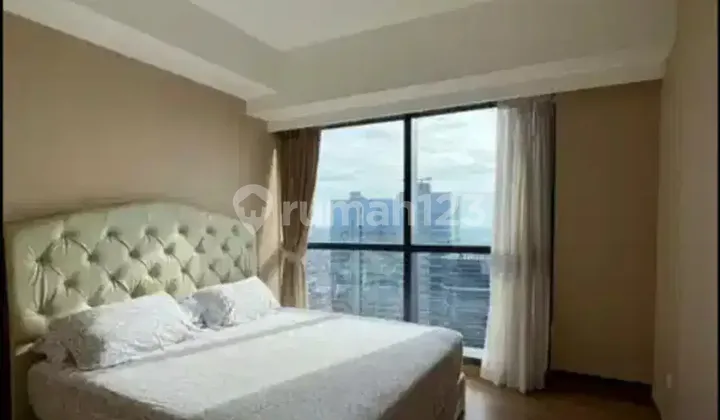 THE PEAK RESIDENCE Connecting TP5 Private Lift 2