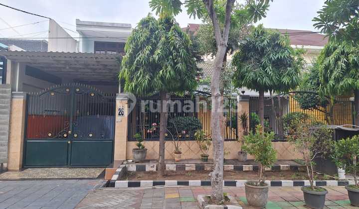 Guaranteed Cheap 2-Story House Negotiable in Dukuh Kupang Surabaya Guaranteed Cheap 2-Story House Negotiable in Dukuh Kupang Surabaya