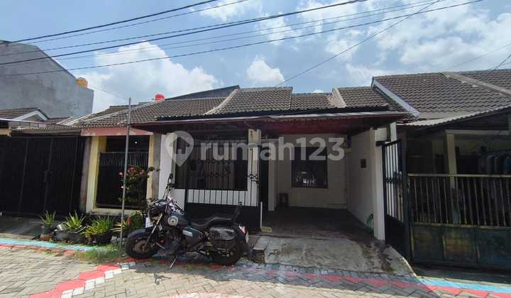 Nego Sampai Deal Rumah di Griya Amerta Surabaya Nego Sampai Deal Rumah di Griya Amerta Surabaya