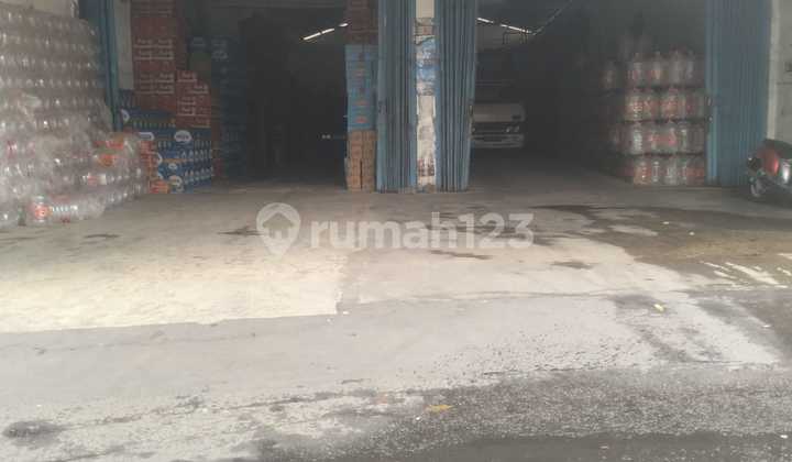 Gudang Lokasi Sangat Strategis Dekat Tol Tambak Sumur 2 di Amir Machmud Gununganyar