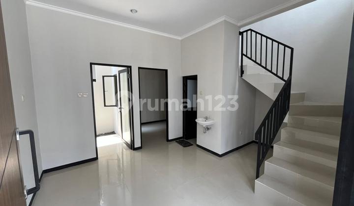 Disewakan Rumah Baru di Alana Gunungsari Dekat Akses Tol Gunungsari 2