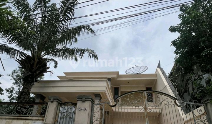 Rumah 2 Lantai Posisi Hook dan Strategis di Galaxy Bumi Permai Araya Tahap 1 Dekat Jalan Ir Soekarno Surabaya 1