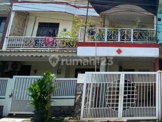 2-Story Strategic House in Indah Buduran Housing, Sidoarjo 2-Story Strategic House in Indah Buduran Housing, Sidoarjo
