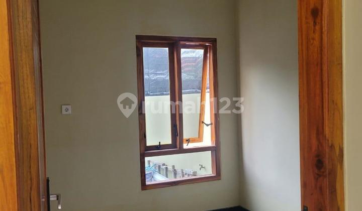 Paling Murah Rumah di Pondok Manggala Dekat Jalan Raya Mastrip 2