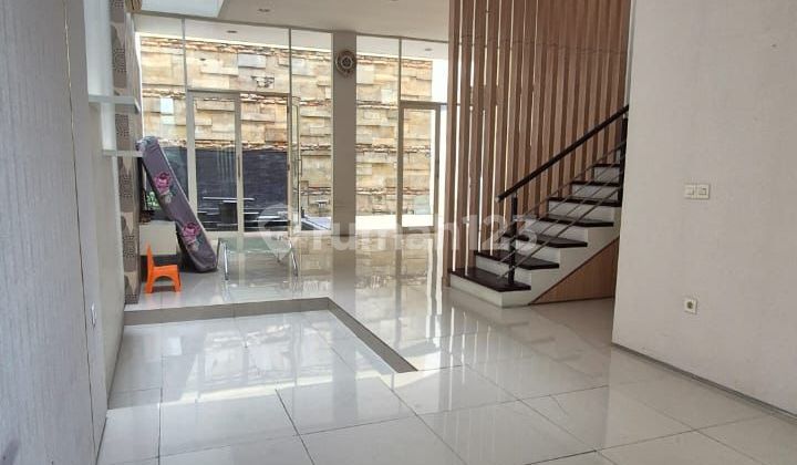 Rumah 2 Lantai Bonus Kolam Ikan Harga bisa Nego di Perumahan Citra Garden Sidoarjk 2