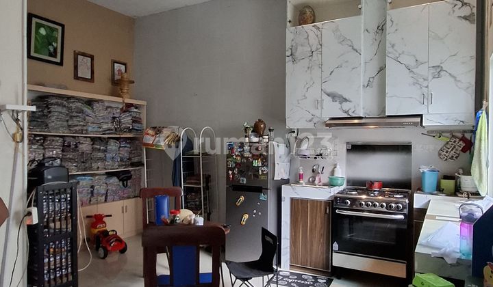 Ready-to-Occupy House with Swimming Pool, Strategically Located in Perum Puri Artha Mangesti, Sukoharjo 2