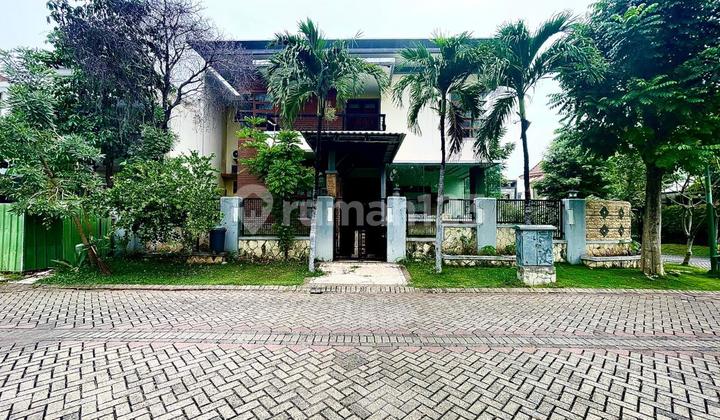 For Rent Negotiable Price House in Graha Famili Elite Area, West Surabaya 2