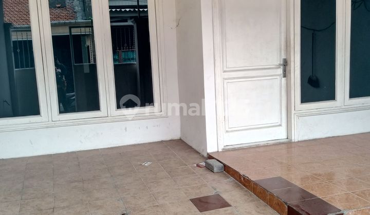 For Rent Guaranteed Cheapest Price in Central Semampir Surabaya Near Access to Merr Road 2