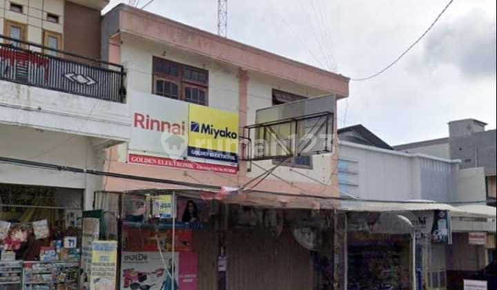 For Rent, Strategically Located Shop House in Manukan, West Surabaya, Near Food Junction Grand Pakuwon. 2