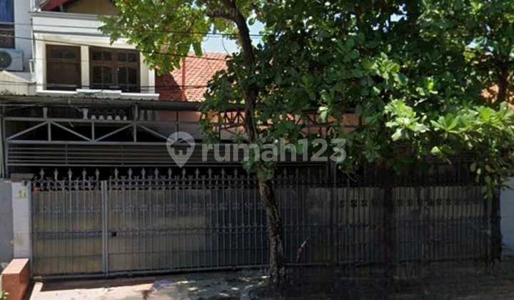 Rumah 2 Lantai Lokasi Strategis di Barata Jaya Dekat Ngagel dan 7 Menit ke Marvel City Mall Surabaya Rumah 2 Lantai Lokasi Strategis di Barata Jaya Dekat Ngagel dan 7 Menit ke Marvel City Mall Surabaya