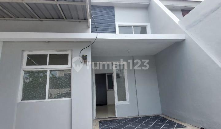 For Rent Strategic House Near UPN University in Purimas Rungkut Surabaya 2