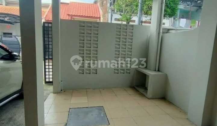 For Sale 2-Story House in Babatan Pratama Wiyung, West Surabaya 2