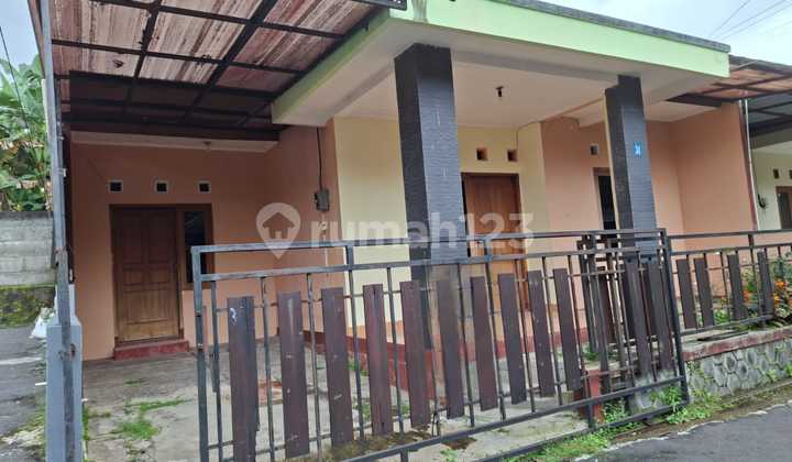 Disewakan Rumah 1 Lantai Dekat Sekolah Internasional di Perumahan Cluster Salatiga