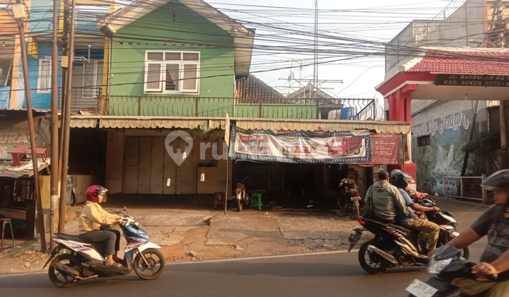 2-Story House in a Highly Strategic Location on Raya Bandulan, Near Alun Alun Malang 2-Story House in a Highly Strategic Location on Raya Bandulan, Near Alun Alun Malang