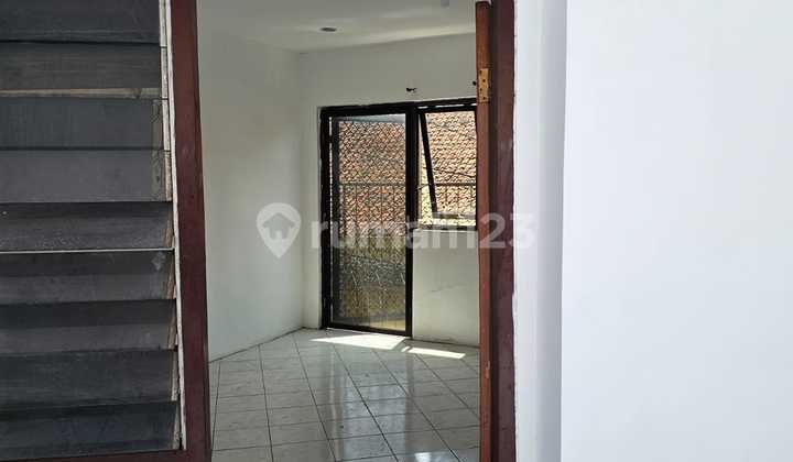 Disewakan Rumah Lokasi Strategis di Krembangan Suarabaya Dekat Dari Pasar Atom 2