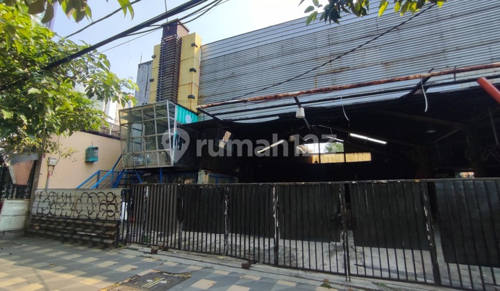 Dijual Ruang Usaha di Mayjend Sungkono Surabaya Barat Nol Jalan Raya