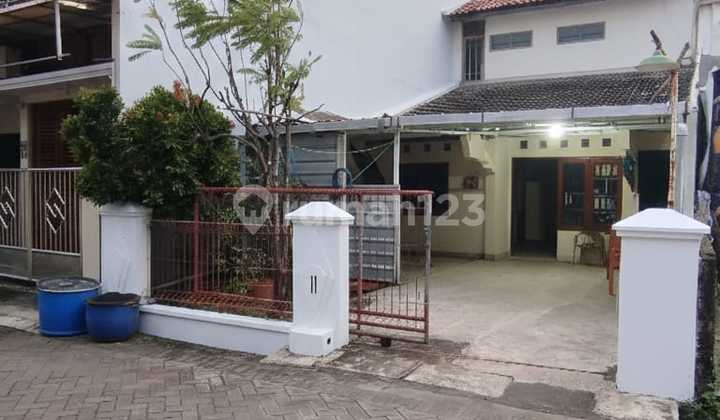 Dijual Kos 2 Lantsi di Tlogosari Semarang Dekat dengan Sekolah, Universitas, dan Tempat Ibadah